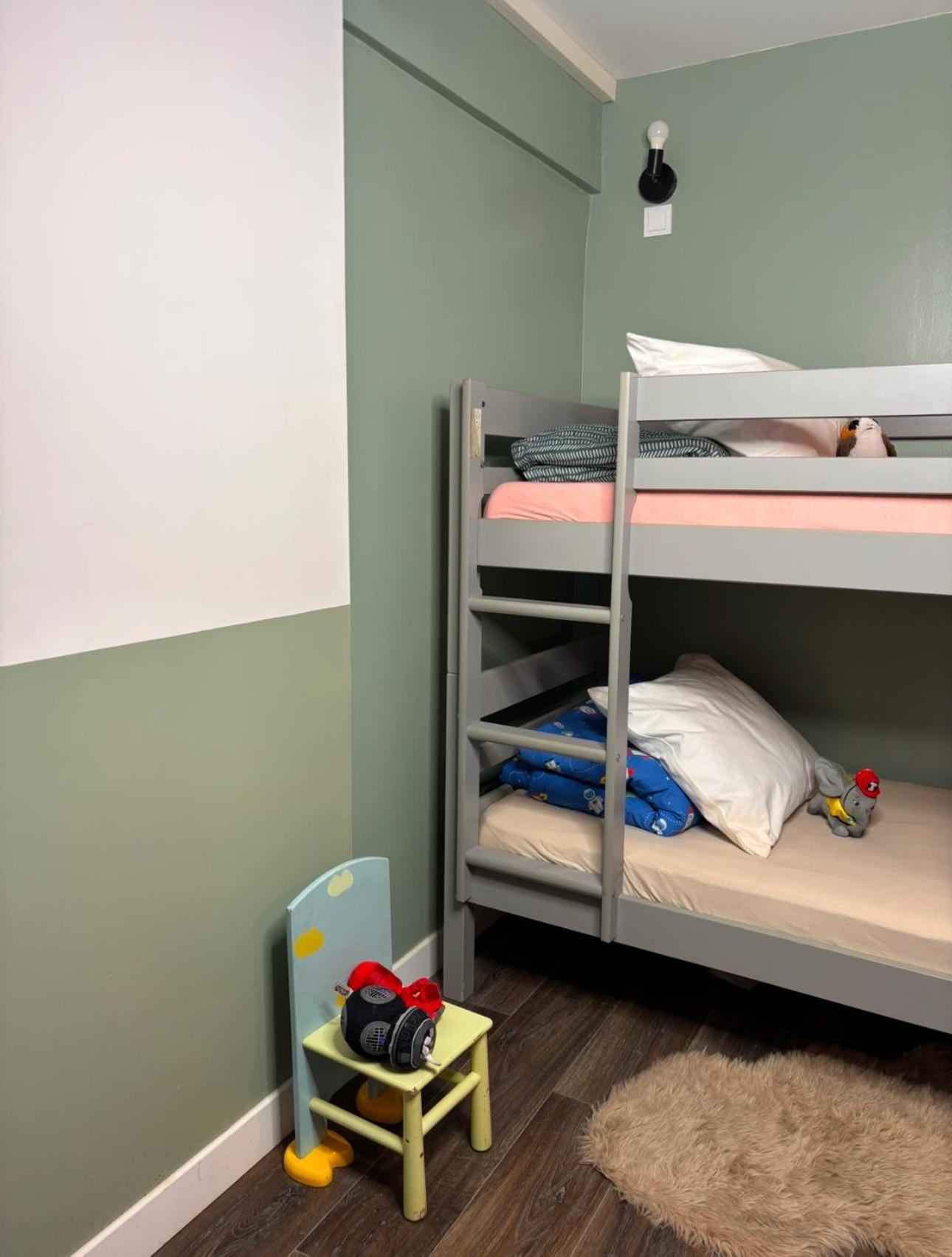 Cosy Next To Disneyland & Train Apartment *